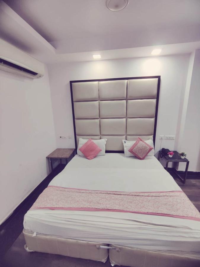 Hotel Saya Deluxe Near New Delhi Railway Station ' Екстериор снимка