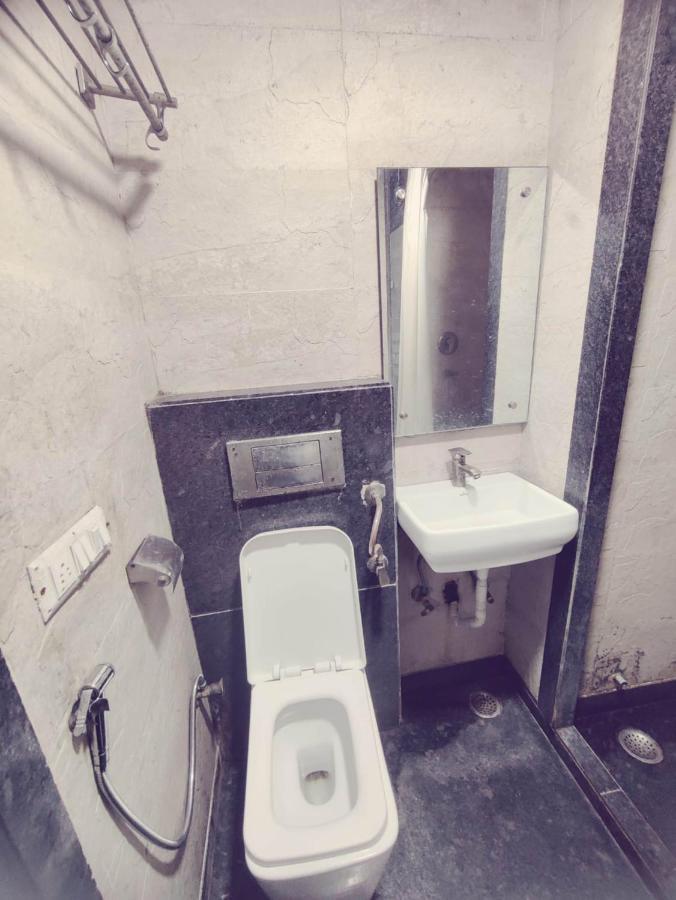 Hotel Saya Deluxe Near New Delhi Railway Station ' Екстериор снимка
