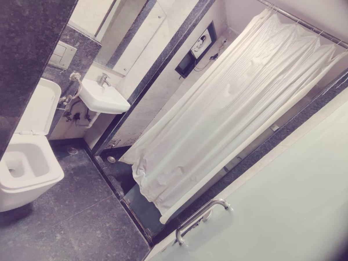 Hotel Saya Deluxe Near New Delhi Railway Station ' Екстериор снимка
