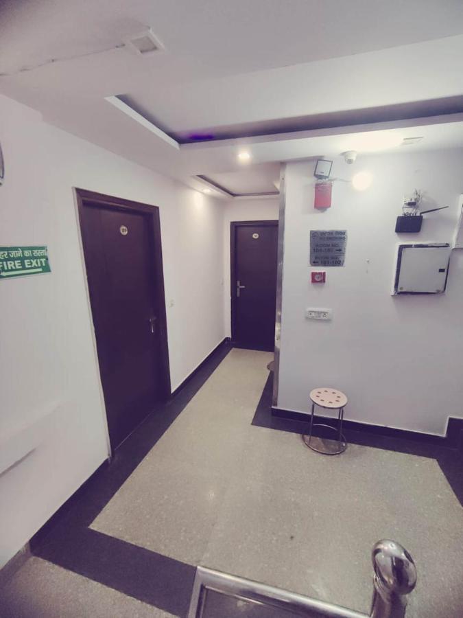 Hotel Saya Deluxe Near New Delhi Railway Station ' Екстериор снимка