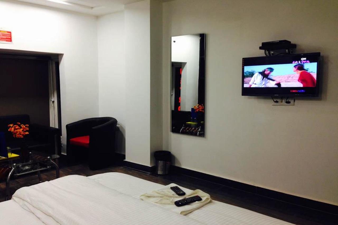 Hotel Saya Deluxe Near New Delhi Railway Station ' Екстериор снимка