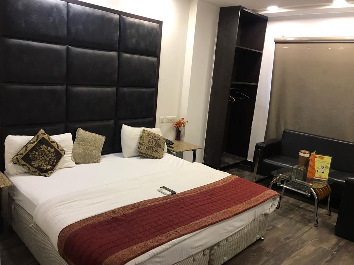 Hotel Saya Deluxe Near New Delhi Railway Station ' Екстериор снимка